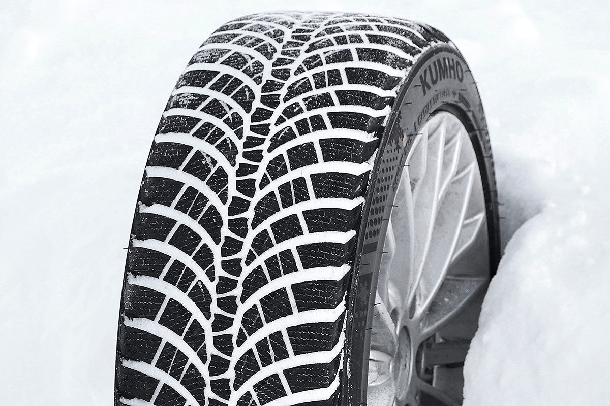 Kumho WinterCraft WP52 255/40 R21 105V