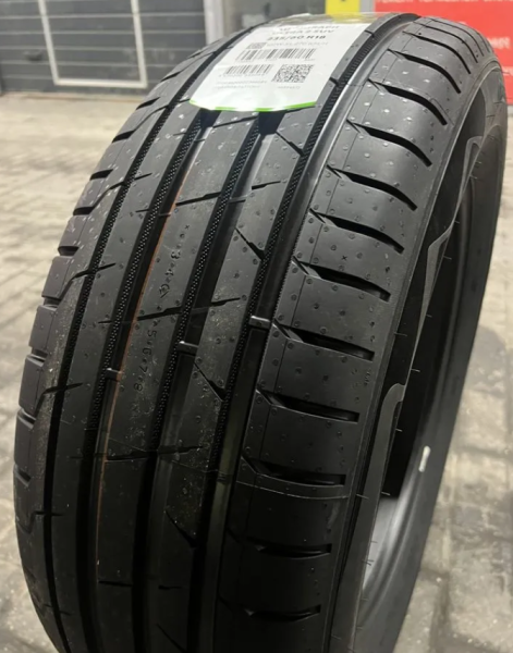 Ikon Tyres Autograph Ultra 2 SUV 235/60 R18 107W XL Ikon Tyres Autograph Ultra 2 SUV 235/60 R18 107W XL