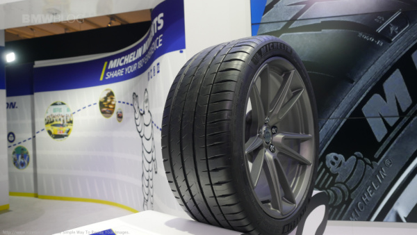 Michelin Pilot Sport 4 S Acoustic 275/35 R21 103Y XL MO1