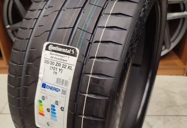 Continental SportContact 7 275/35 R22 104Y XL FP