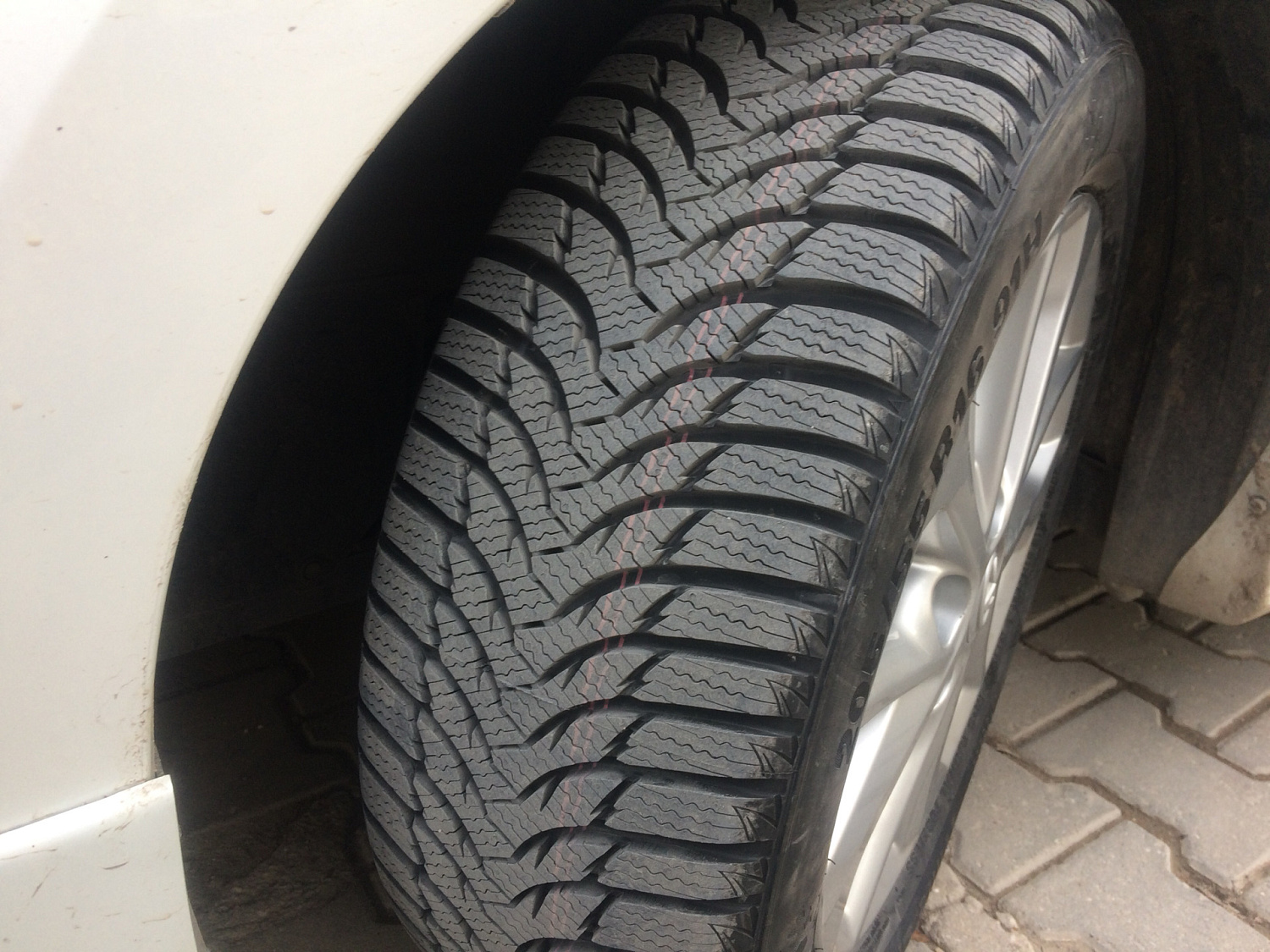 Kumho WinterCraft WP51 185/55 R14 80T
