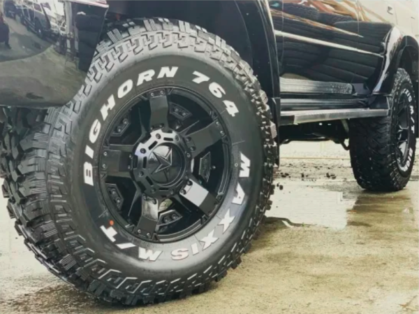 Maxxis Bighorn MT-764 305/50 R20 111/108Q