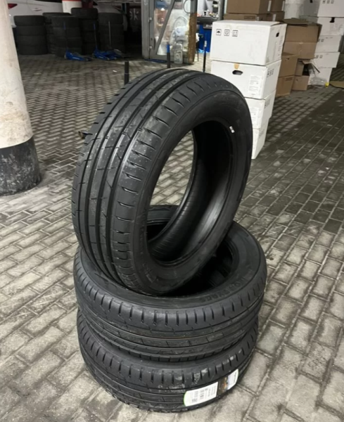 Ikon Tyres Autograph Ultra 2 SUV 295/40 R21 111Y XL