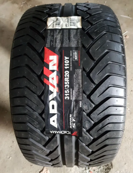 Yokohama Advan S.T. V802 275/50 R20 113W MO Yokohama Advan S.T. V802 275/50 R20 113W MO