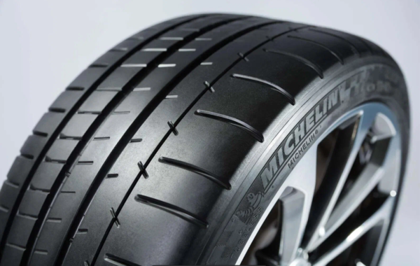 Michelin Pilot Super Sport 265/40 R18 101Y XL MO