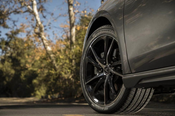 Yokohama Avid GT S35A 285/40 R21 109V XL N0