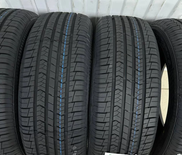 DoubleStar DSS02 245/60 R18 105H DoubleStar DSS02 245/60 R18 105H