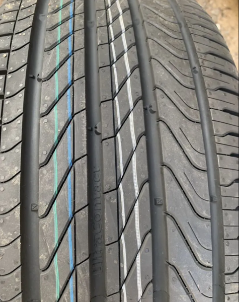 Continental UltraContact 245/40 R17 95Y XL