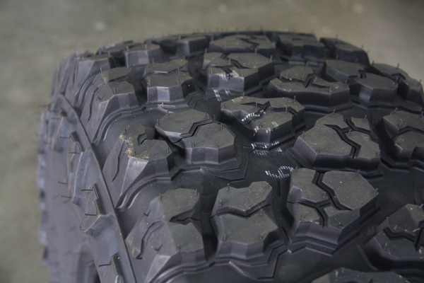 Yokohama Geolandar X-MT G005 40/13.5 R17 121Q