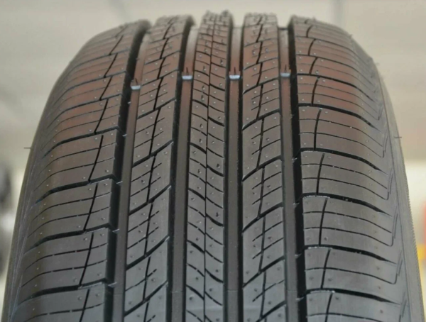 Hankook Dynapro HP2 RA33 235/55 R19 101H