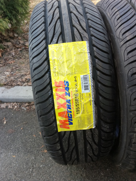 Maxxis Victra MA-Z4S 205/50 R15 89V XL