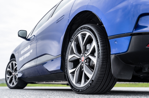 Michelin Pilot Sport EV 235/55 R20 105Y
