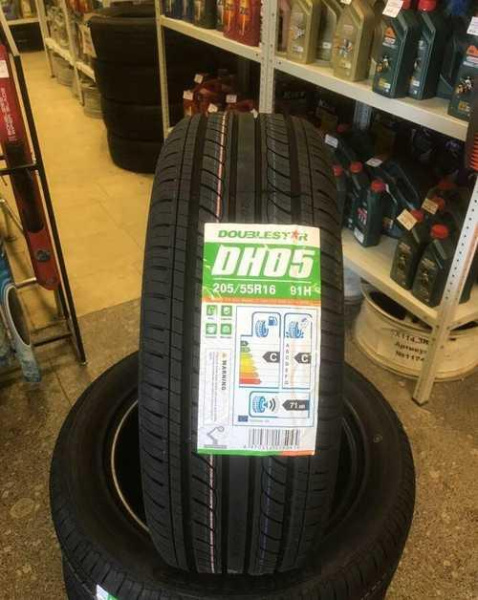 DoubleStar DH05 215/60 R16 99H