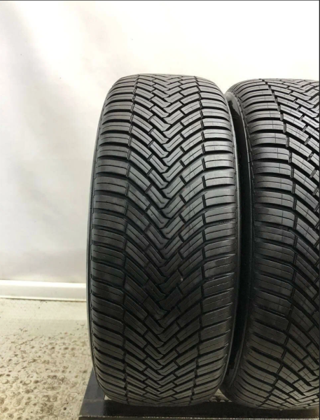 Continental AllSeasonContact ContiSeal 235/55 R19 101T FP