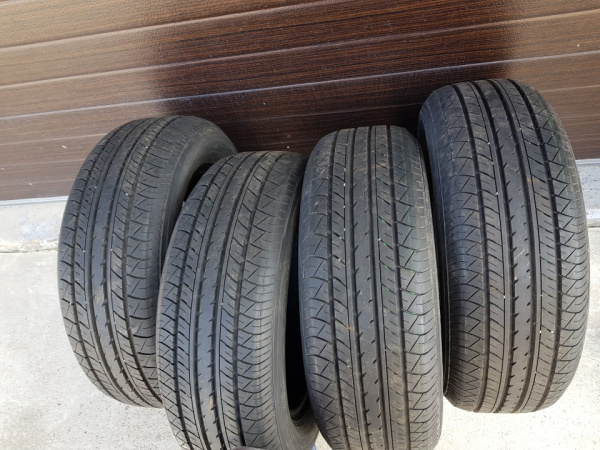 Yokohama BluEarth E70BZ 215/55 R17 94V