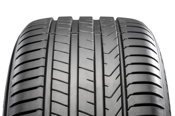 Pirelli Cinturato P7 NEW 275/40 R18 103Y XL MO