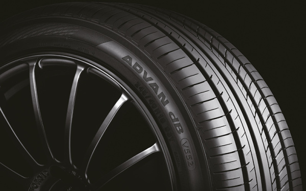 Yokohama Advan dB V552 195/55 R15 85V Yokohama Advan dB V552 195/55 R15 85V