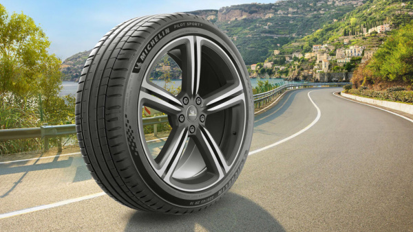 Michelin Pilot Sport 5 225/55 R17 101Y XL