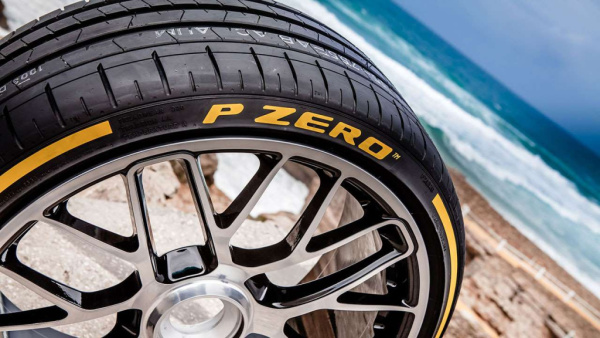 Pirelli P Zero 235/45 R20 100W XL MO
